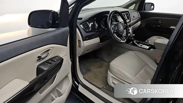 Kia The New Carnival 2020 Черный из Кореи, фото 2