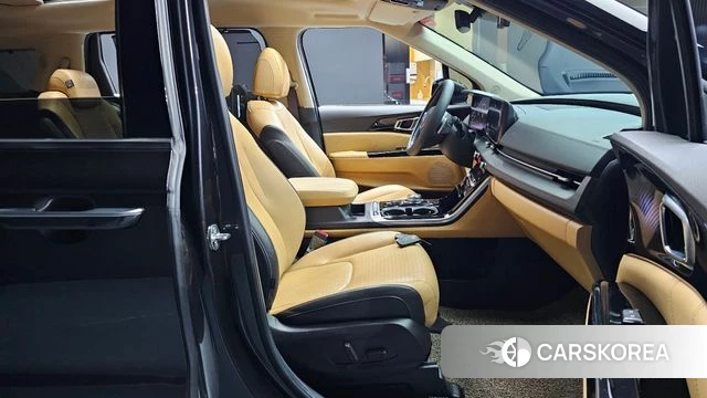 Kia Carnival 4th generation 2020 Серый из Кореи, фото 2