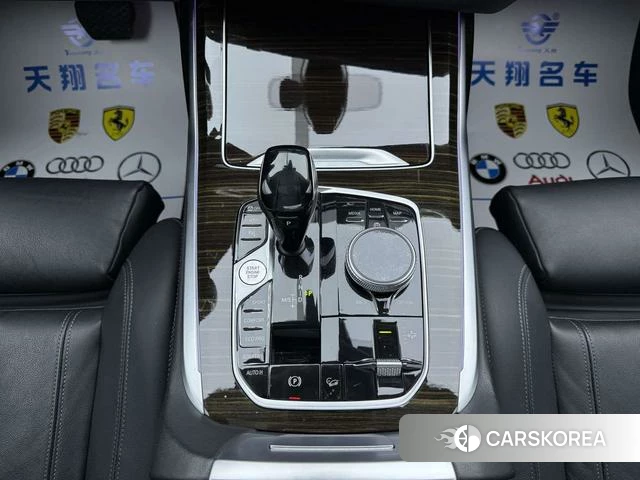 BMW X7 2022 Черный из Китая, фото 2