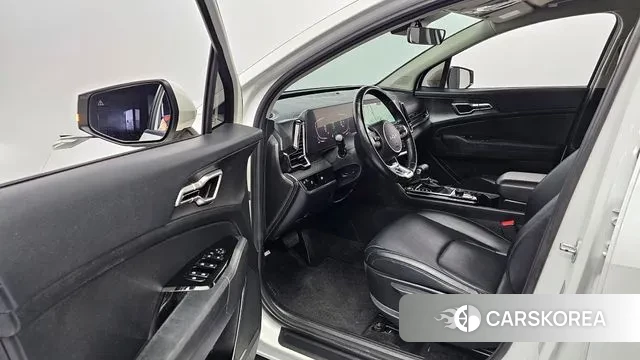 Kia Sportage 5th Generation 2022 Белый из Кореи, фото 2