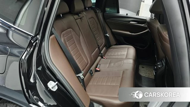 BMW X3 (G01) 2024 Черный из Кореи, фото 2