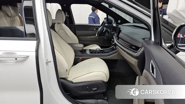 Kia The New Carnival 4th Generation 2023 Белый из Кореи, фото 2