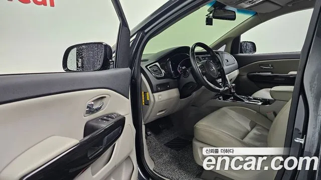 Kia The New Carnival 2018 Серый из Кореи, фото 2