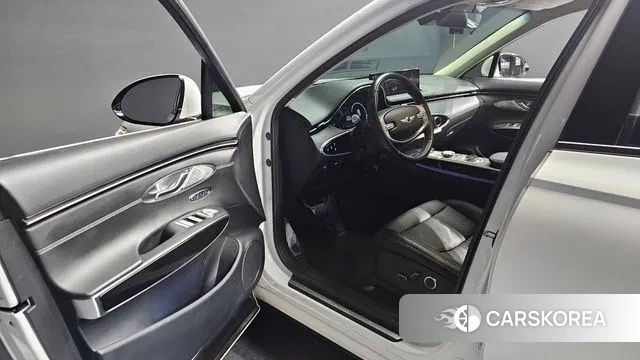 Genesis GV70 2022 Белый из Кореи, фото 2