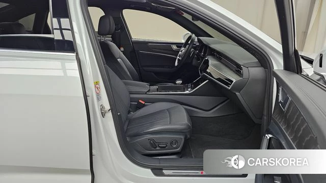 Audi A6 (C8) 2023 Белый из Кореи, фото 2