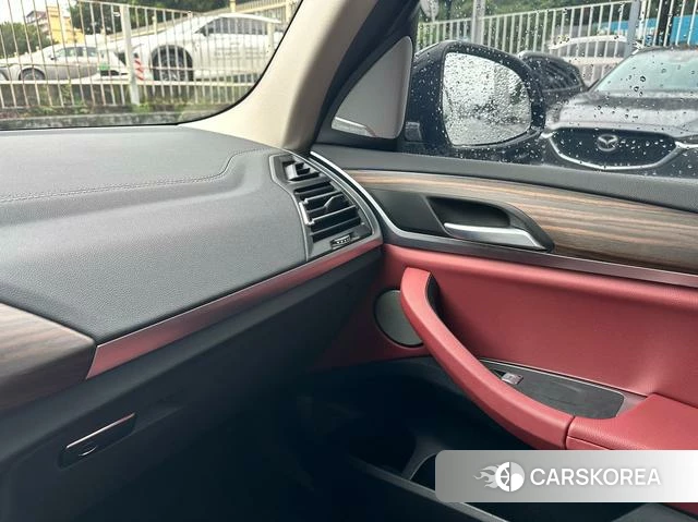 BMW X3 2023 Белый из Китая, фото 2