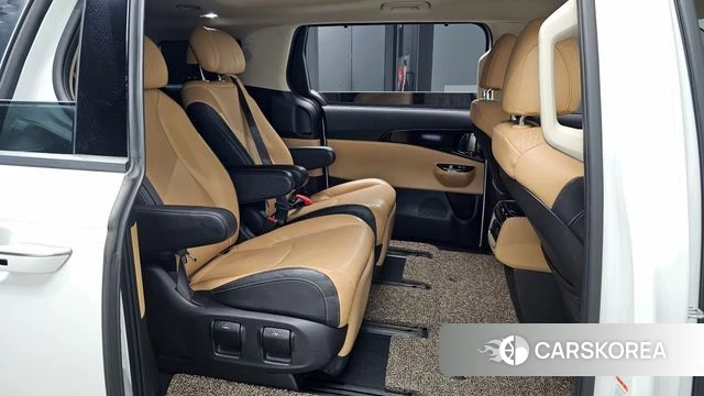 Kia Carnival 4th generation 2021 Белый из Кореи, фото 2