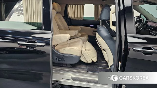 Kia Carnival 4th generation 2023 Черный из Кореи, фото 2