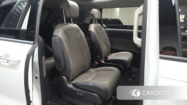 Kia The New Carnival 4th Generation 2024 Белый из Кореи, фото 2