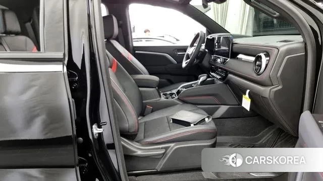 Chevrolet (GM Daewoo) All New Colorado 2024 Черный из Кореи, фото 2