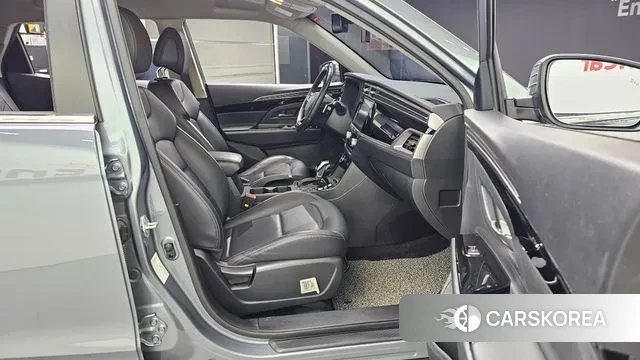 Ssangyong Beautiful Korando 2019 Серый из Кореи, фото 2