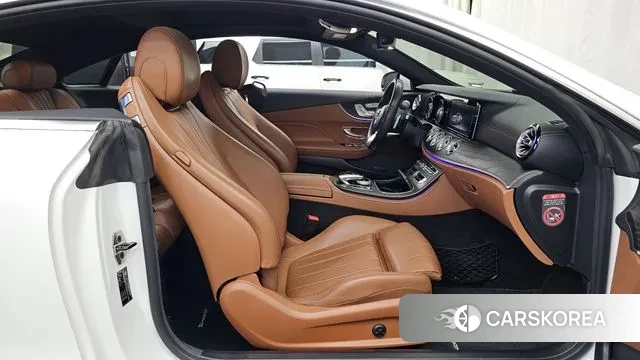 Mercedes-Benz E-Class W213 2018 Белый из Кореи, фото 2