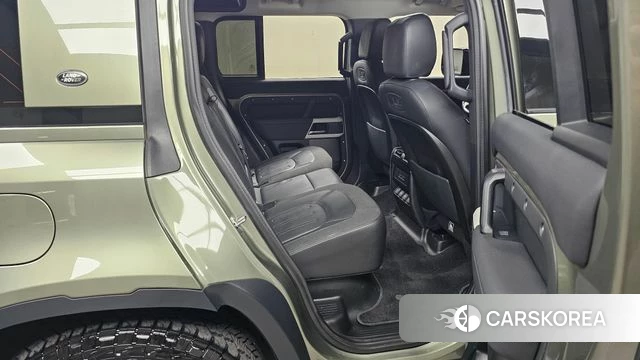 Land Rover Defender (L663) 2020 Зеленый из Кореи, фото 2