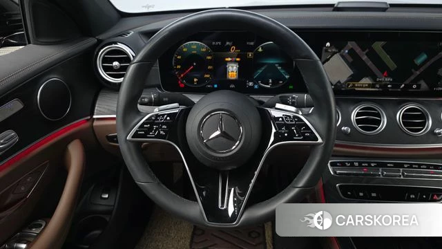 Mercedes-Benz E-Class W213 2023 Черный из Кореи, фото 2