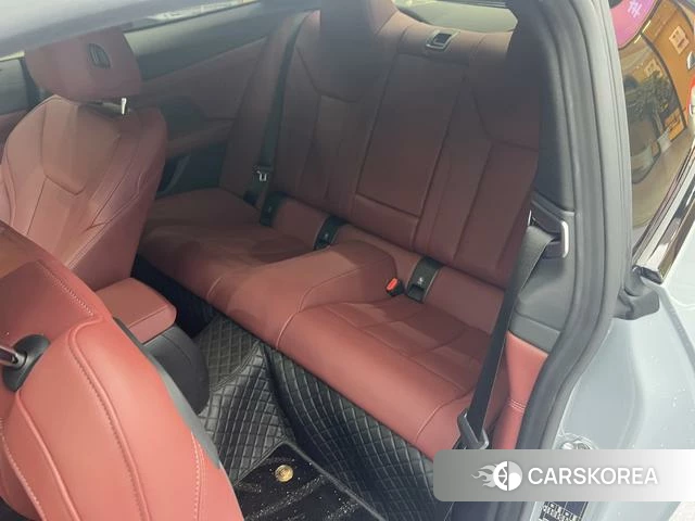 BMW 4 series 2025 Серебристо-серый из Китая, фото 2