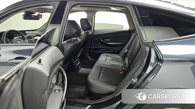 BMW 3 Series GT (F34) 2018 Серый из Кореи, фото 2