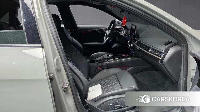 Audi S4 (B9) 2022 Серебристо-серый из Кореи, фото 2