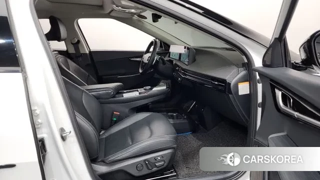 Kia EV6 2023 Белый из Кореи, фото 2