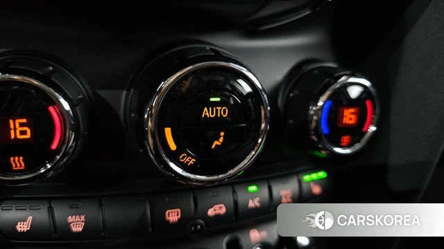 Mini Cooper 2022 Серебряный из Кореи, фото 2
