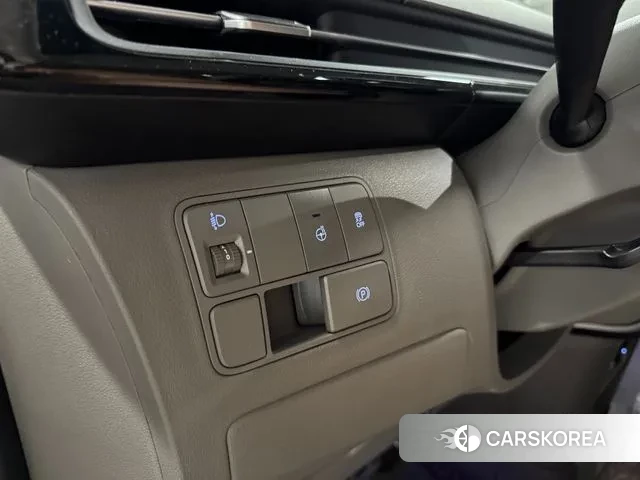 Hyundai Staria 2022 Белый из Кореи, фото 2