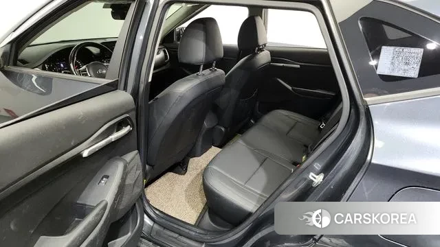 Kia Seltos 2020 Серый из Кореи, фото 2