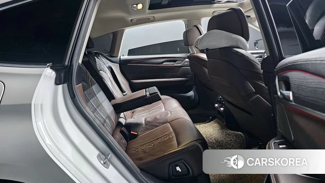 BMW 6 Series GT (G32) 2021 Белый из Кореи, фото 2