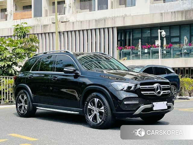 Mercedes-Benz GLE (import) 2023 Черный из Китая, фото 2
