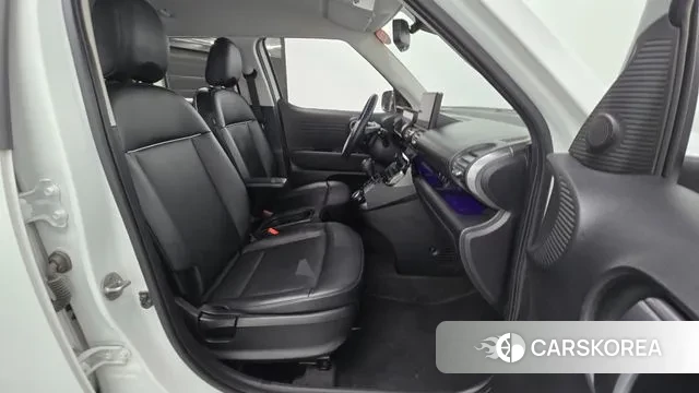 Hyundai Casper 2022 Белый из Кореи, фото 2