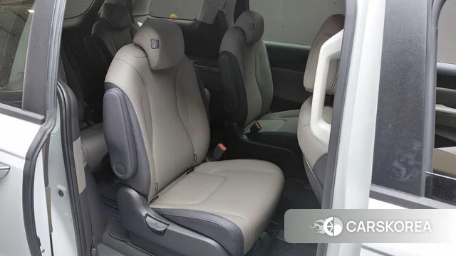 Kia Carnival 4th generation 2023 Белый из Кореи, фото 2