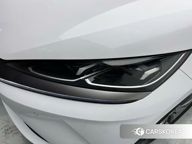 BYD Qin L EV 2025 Белый из Китая, фото 2