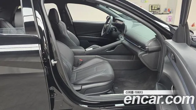 Hyundai The New Avante (CN7) 2024 Черный из Кореи, фото 2