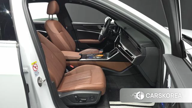 Audi A6 (C8) 2023 Белый из Кореи, фото 2