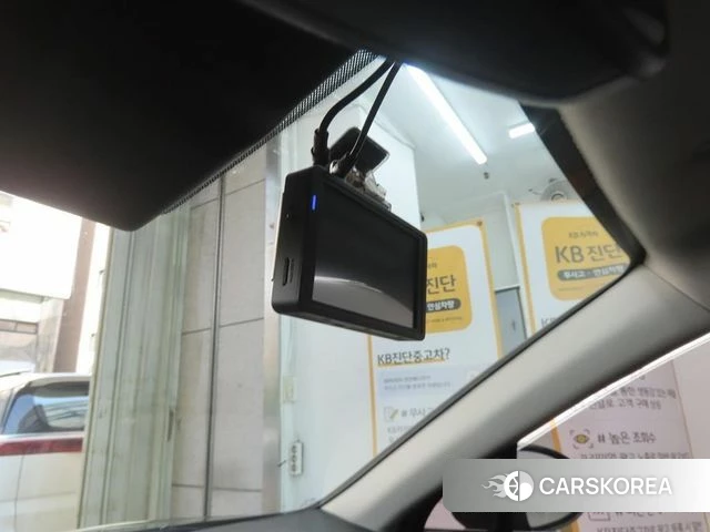 Hyundai Sonata (DN8) 2021 Серебристо-серый из Кореи, фото 2