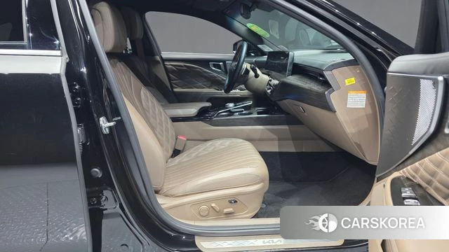 Kia K8 Hybrid 2023 Черный из Кореи, фото 2