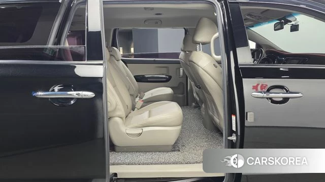 Kia The New Carnival 2019 Черный из Кореи, фото 2