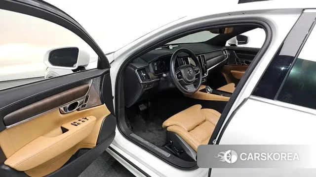 Volvo S90 2020 Белый из Кореи, фото 2