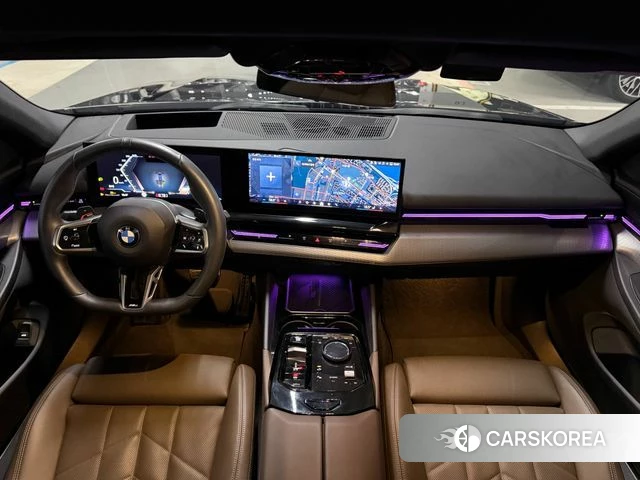 BMW 5 Series (G60) 2024 Черный из Кореи, фото 2