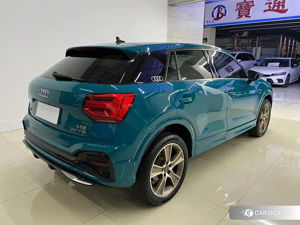 Audi Q2L 2022 Синий из Китая, фото 2