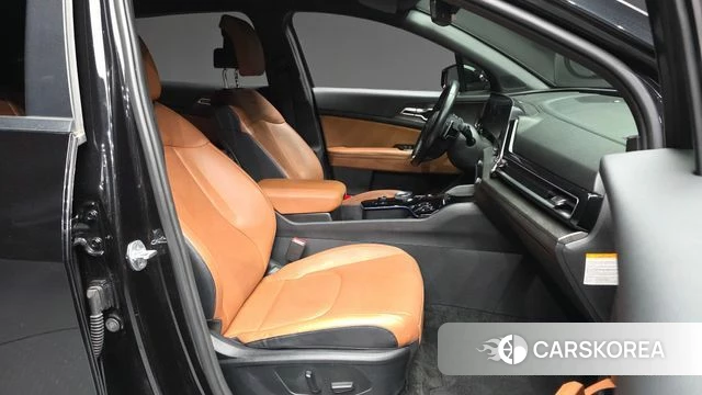 Kia Sportage 5th Generation Hybrid 2021 Черный из Кореи, фото 2