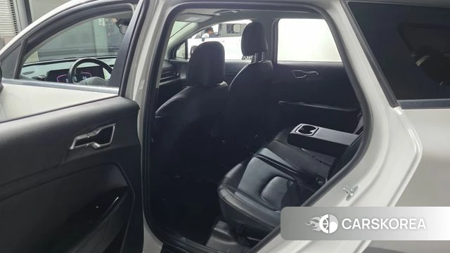 Kia Sportage 5th Generation 2022 Белый из Кореи, фото 2