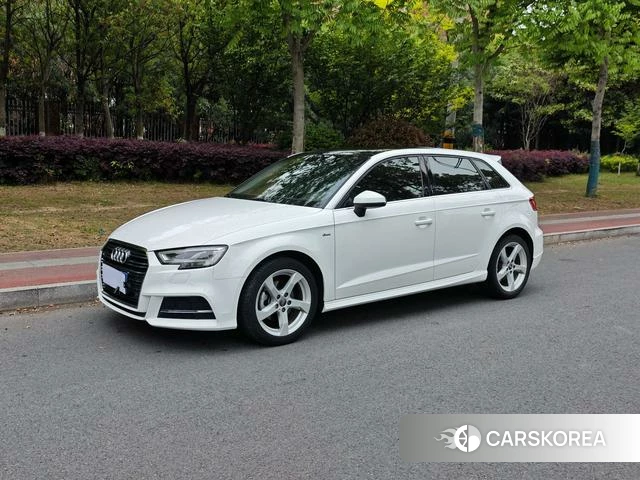 Audi A3 2019 Белый из Китая, фото 2