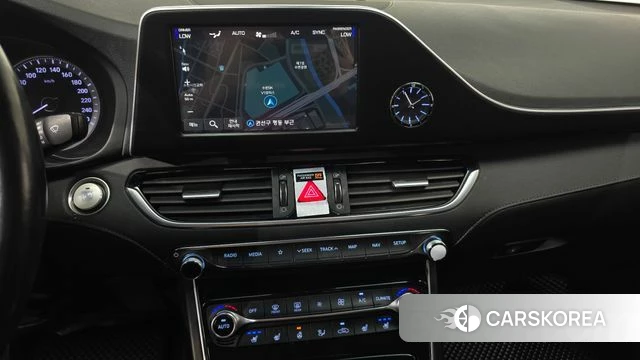 Hyundai Grandeur IG 2018 Серебристо-серый из Кореи, фото 2