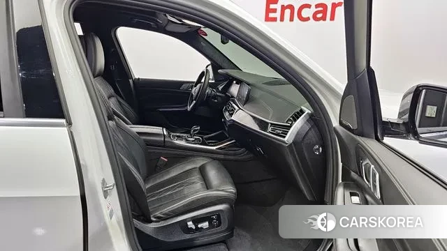 BMW X7 (G07) 2020 Белый из Кореи, фото 2