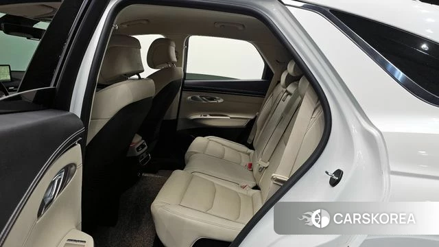 Genesis GV70 2022 Белый из Кореи, фото 2