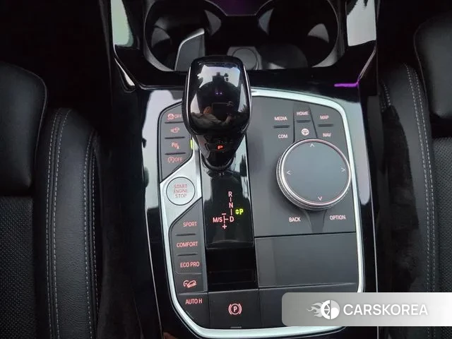 BMW X3 (G01) 2023 Черный из Кореи, фото 2