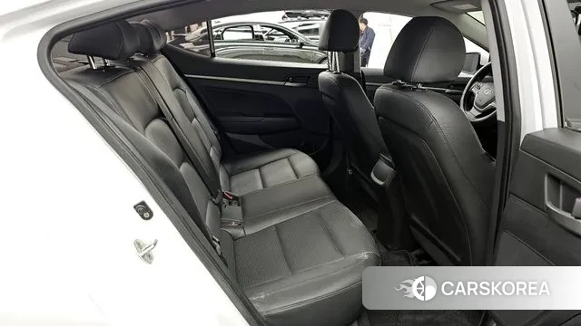 Hyundai Avante AD 2018 Белый из Кореи, фото 2