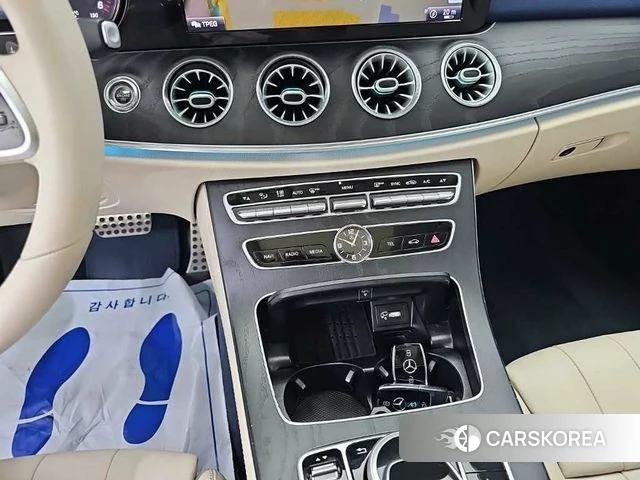 Mercedes-Benz E-Class W213 2019 Белый из Кореи, фото 2