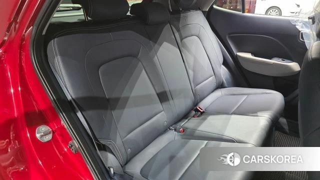 Hyundai Venue 2022 Красный из Кореи, фото 2