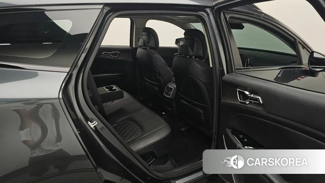 Kia Sportage 5th Generation Hybrid 2023 Серый из Кореи, фото 2