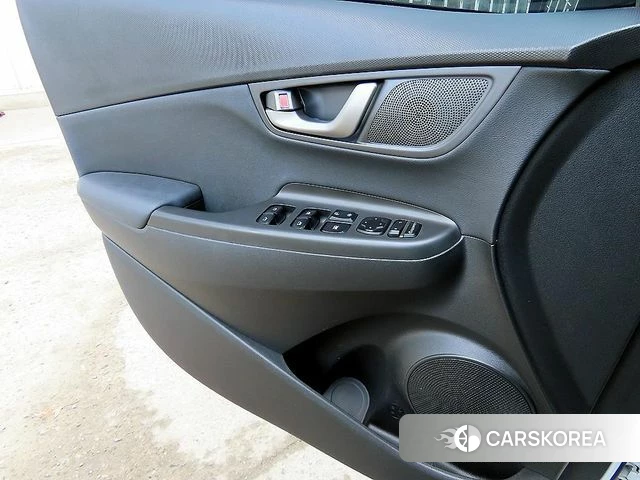 Hyundai Kona 2018 Белый из Кореи, фото 2